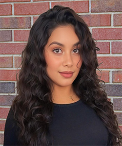 Dental assistant, Angela